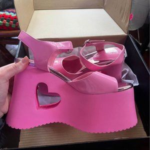 Dolls Kill x Bratz Platforms (brand new!!)